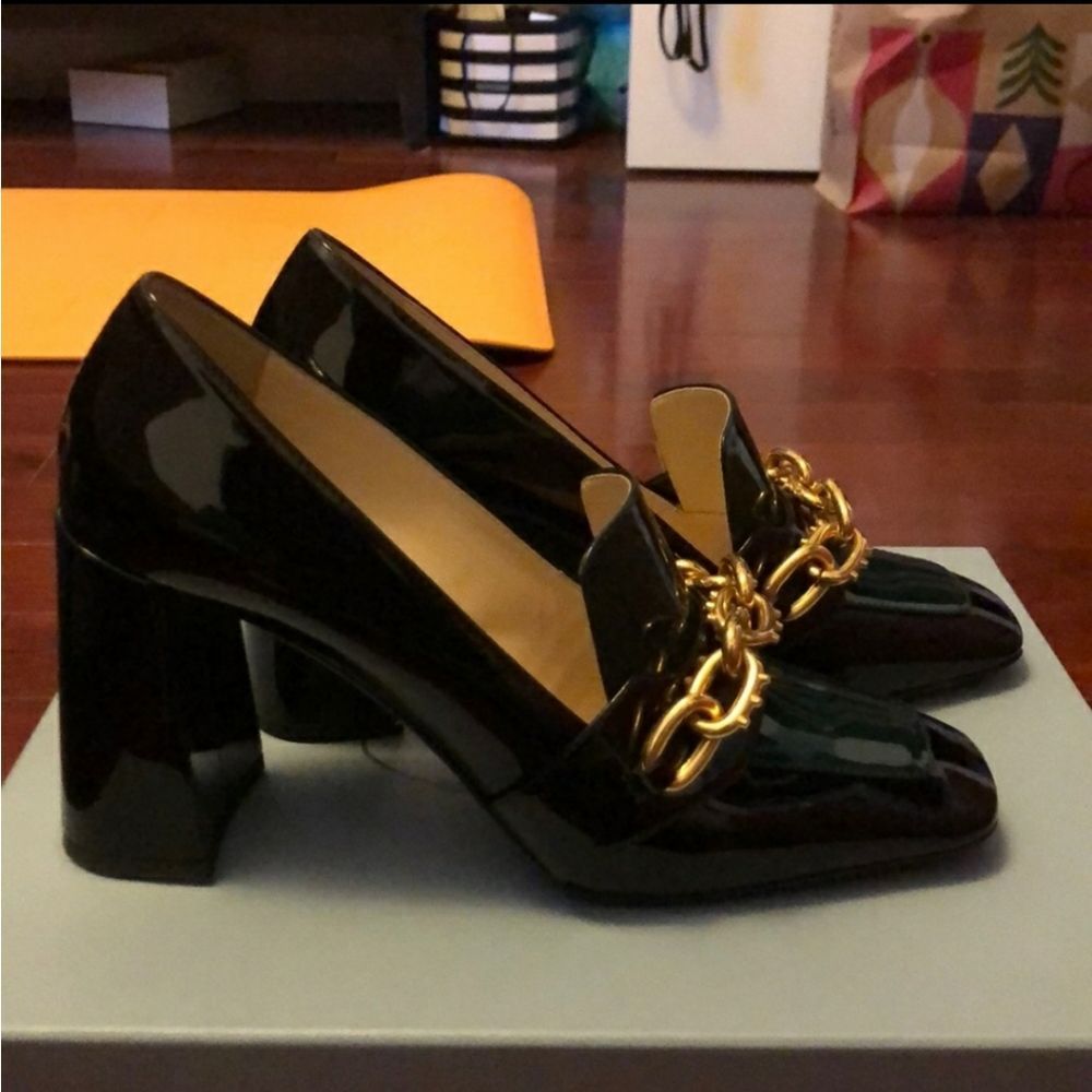 🌺Host Pick🌺 PRADA CHAIN LINK LOAFER PUMPS - Picture 4 of 6